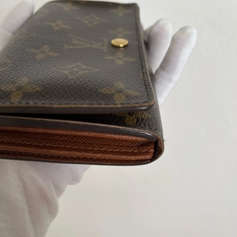 Louis Vuitton Tresor Wallet Monogram Zip Around Porte Monnaie Billets EUC